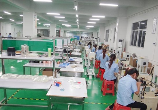 高溫膠帶 生產(chǎn)車間